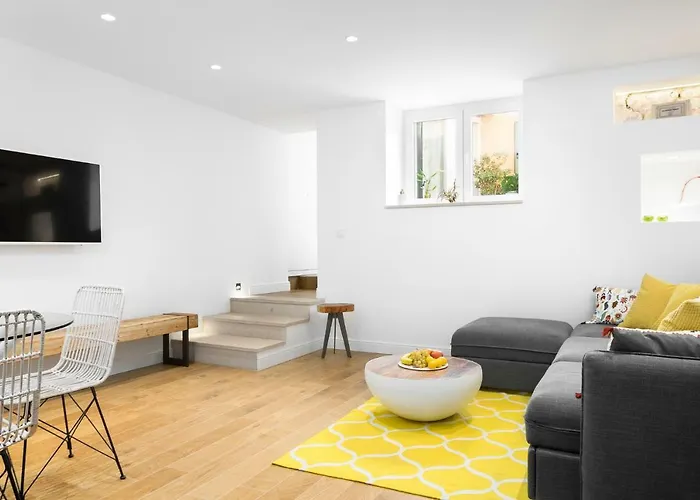 Didi Apartment Split